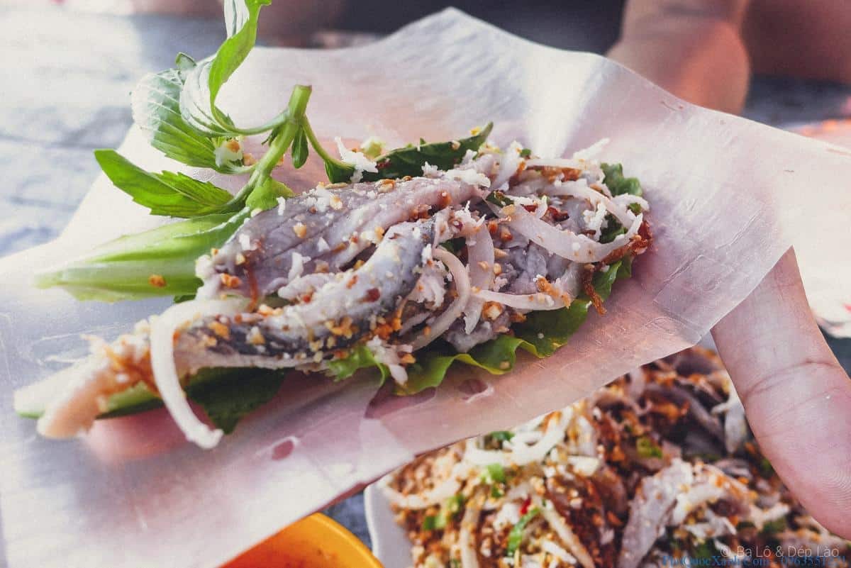 Herring salad (Gỏi cá trích), a Vietnamese dish local to Phu Quoc island.
